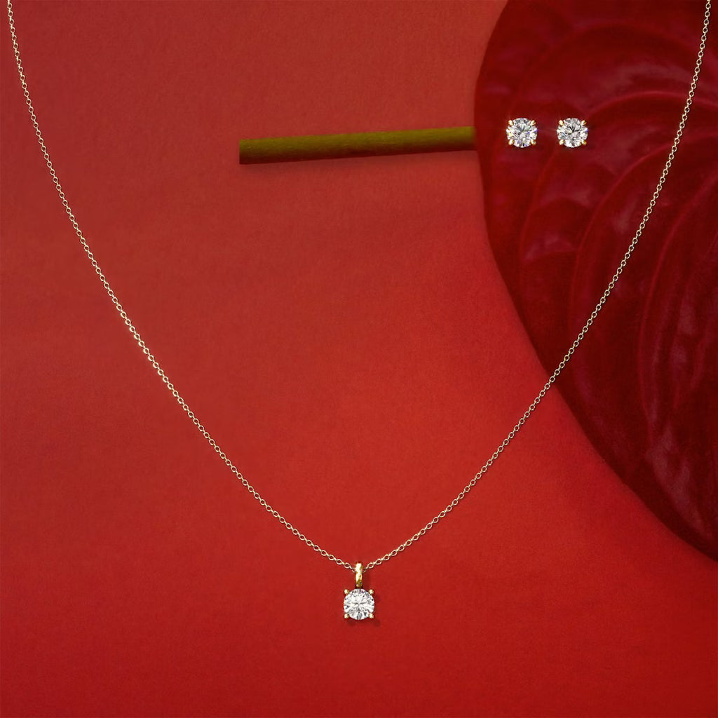 Petite Solitaire Pendant